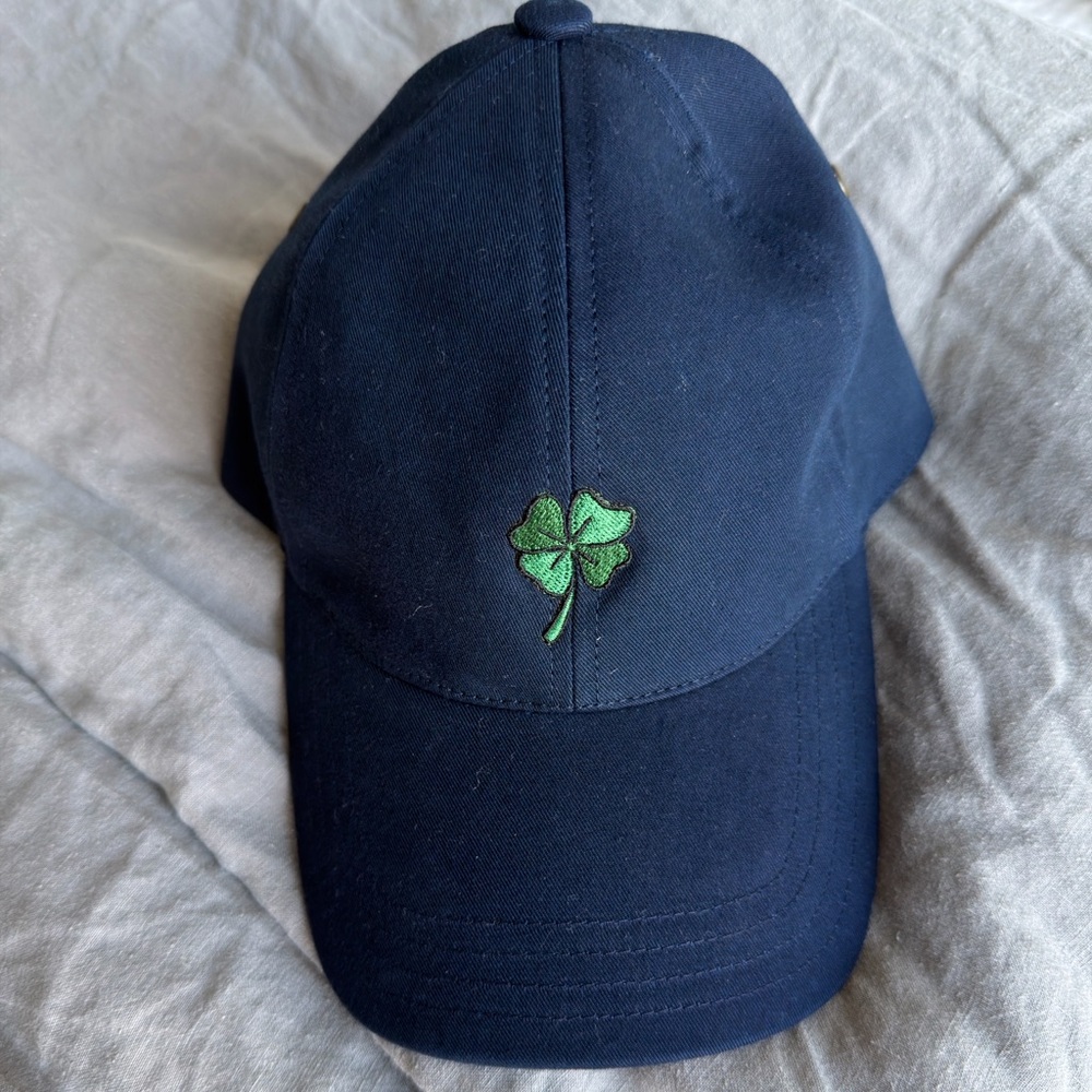 Sezane / Octobre editions four leaf clover cap